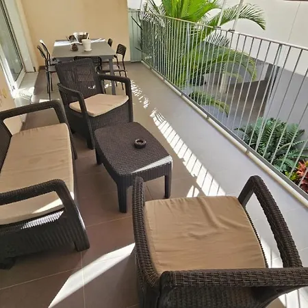 El Tesoro, Beautiful, Two Bedrooms Tenerife Sur Apartman *